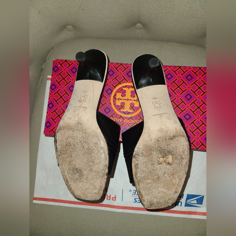 Tory Burch Designer Everly Kitten Heel Black Slide Sandals Gold Logo 8 - Picture 8 of 11